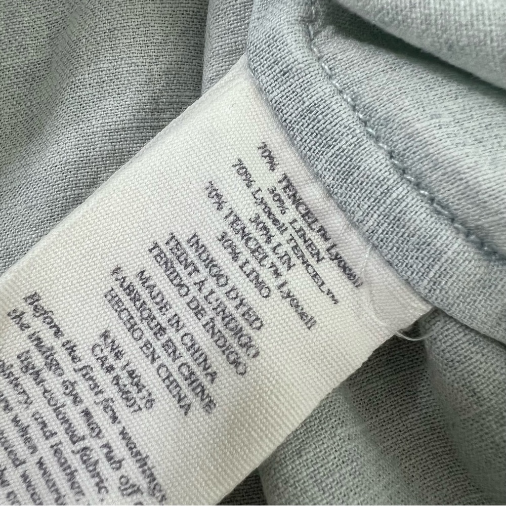 Faherty Light Blue Button Down Shirt - image 6